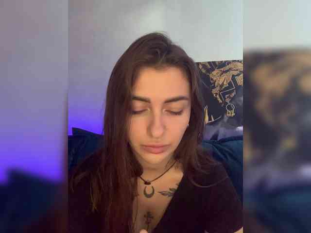 WILDGIRL webcam