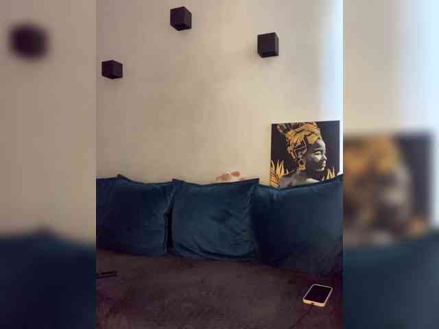 WILDGIRL webcam