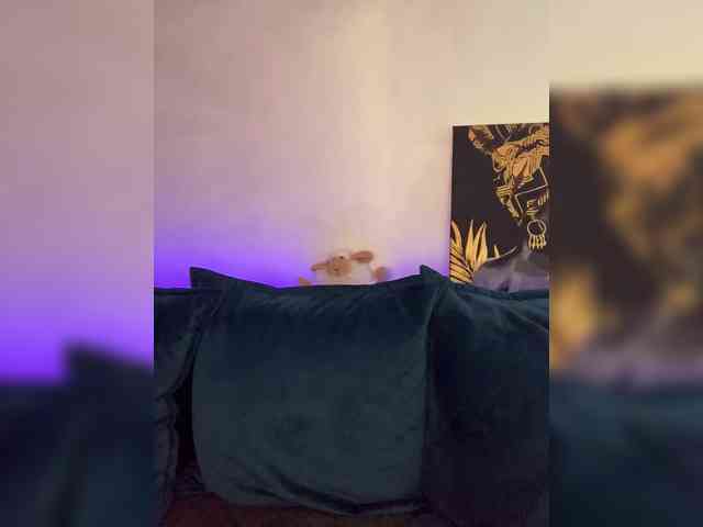 WILDGIRL webcam