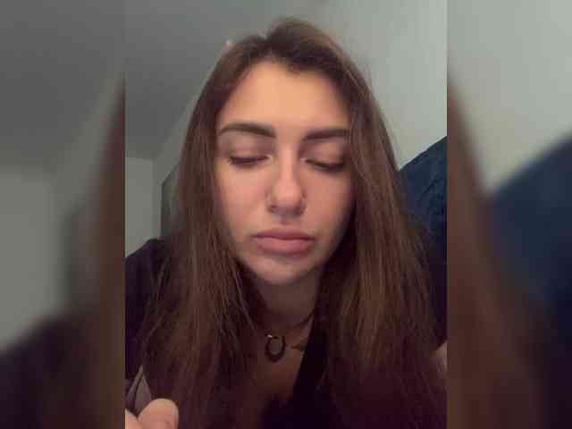 WILDGIRL webcam