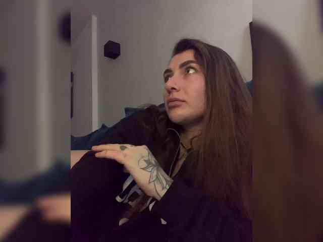 WILDGIRL webcam