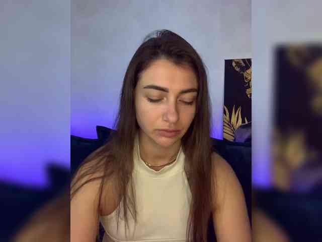 WILDGIRL webcam