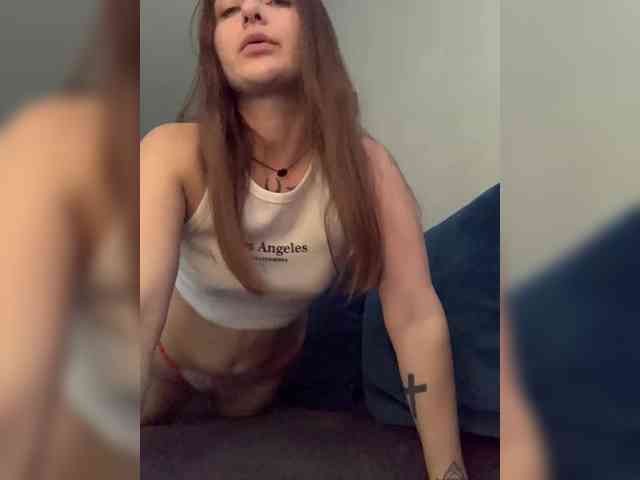 WILDGIRL webcam
