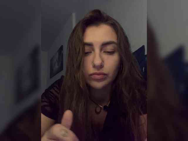WILDGIRL webcam