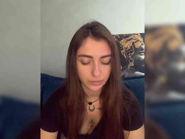 WILDGIRL webcam