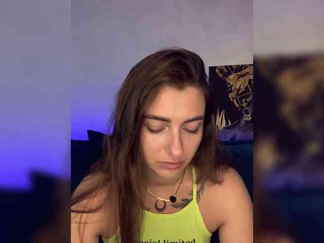 WILDGIRL webcam