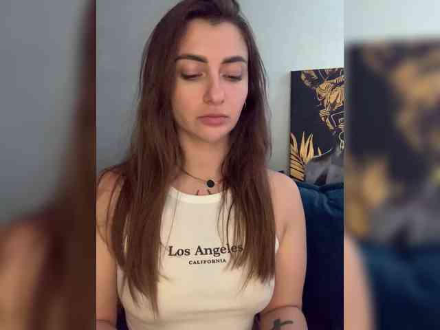 WILDGIRL webcam