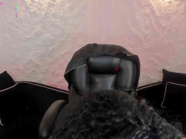 AlessaRomero webcam