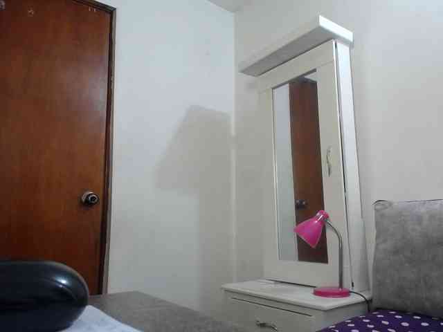 TaylorMegan webcam
