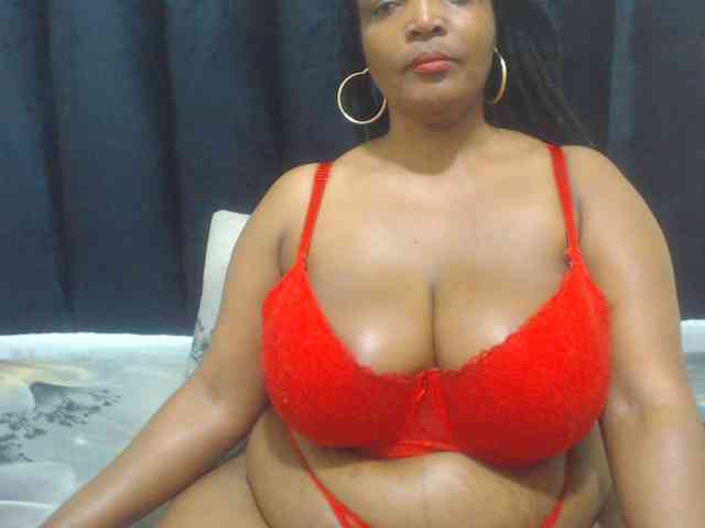 EBONYWILDASS webcam