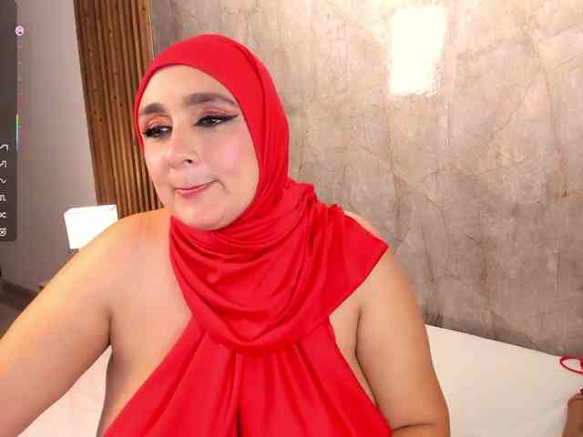 HijabiMilf webcam
