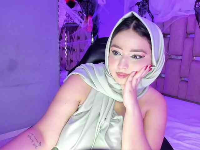 ThanaHaluff webcam