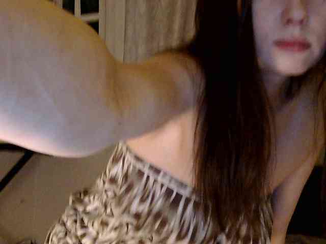Emily_Silence webcam