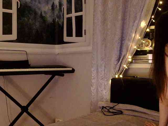 Emily_Silence webcam