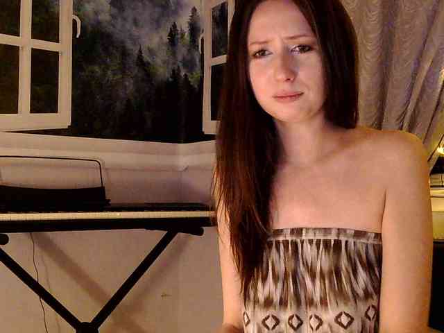 Emily_Silence webcam