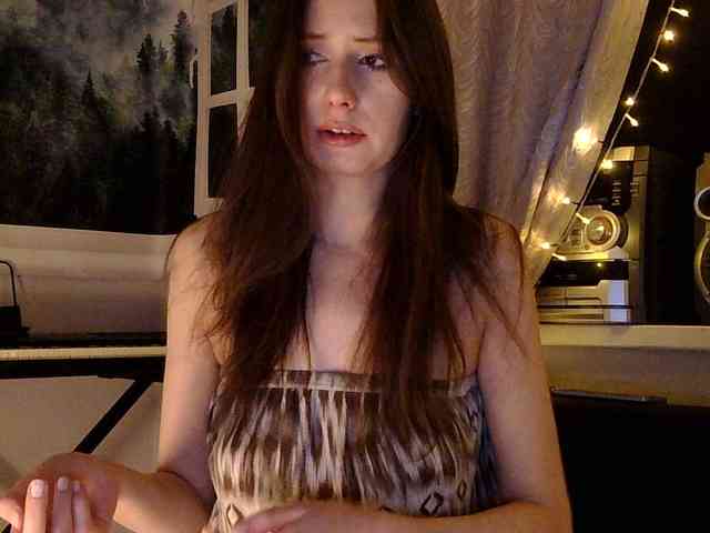 Emily_Silence webcam