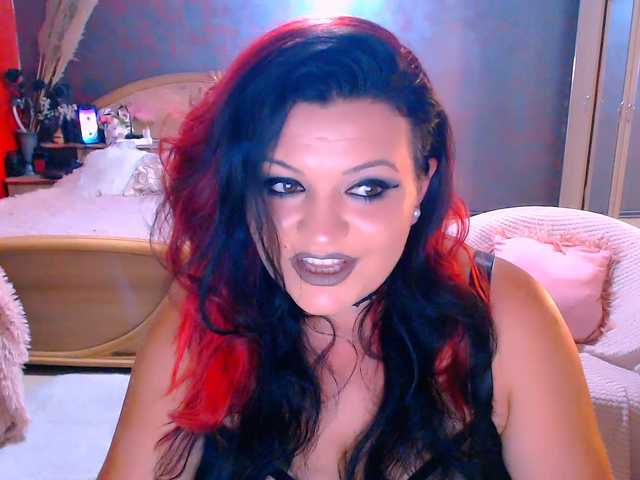 Ariellefoxy webcam