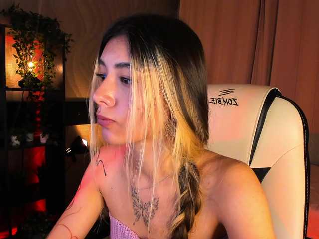 DarlaBelle webcam