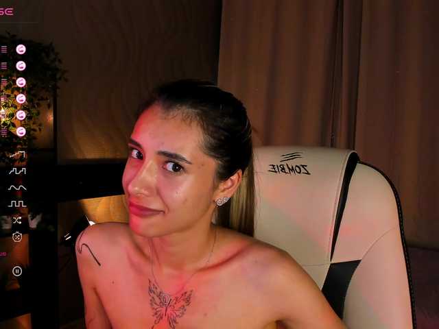 DarlaBelle webcam