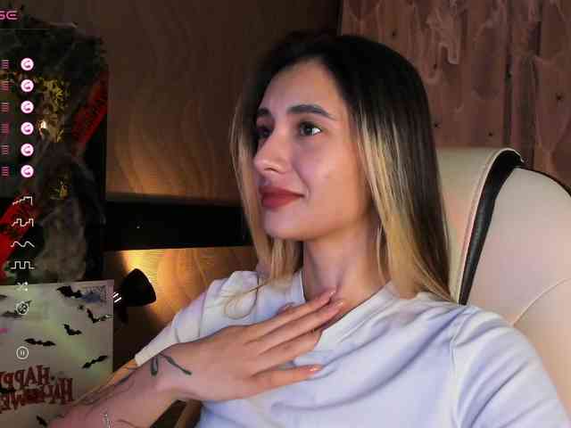 DarlaBelle webcam