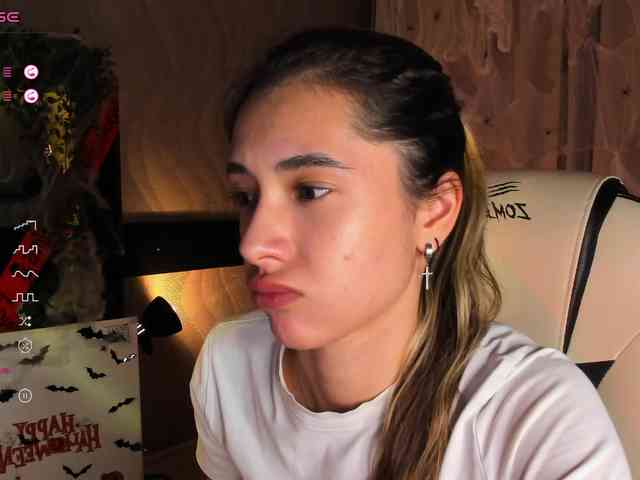 DarlaBelle webcam