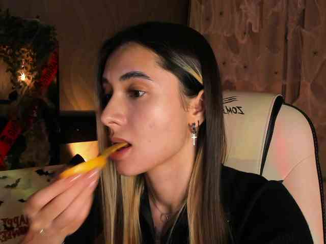 DarlaBelle webcam