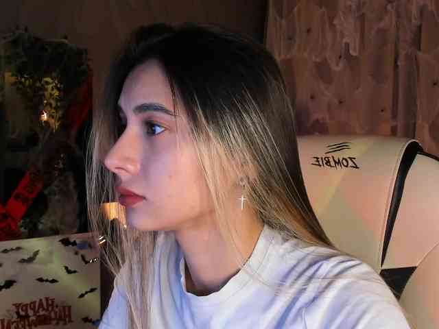 DarlaBelle webcam