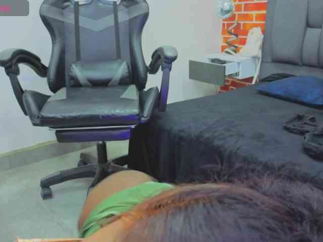 Deyymadisson webcam