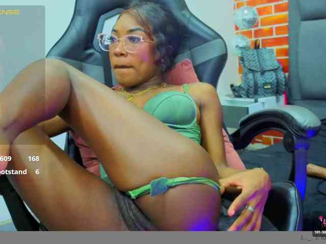 Deyymadisson webcam