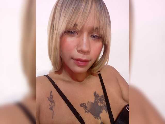 Lulusquirt webcam