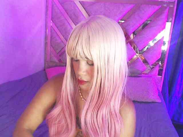 Lulusquirt webcam