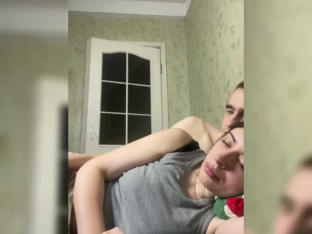 Gratis Live Sexcam mit Ketadeksa Ketadeksa