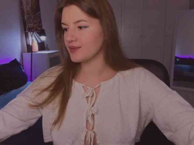 Alwaysfrida webcam