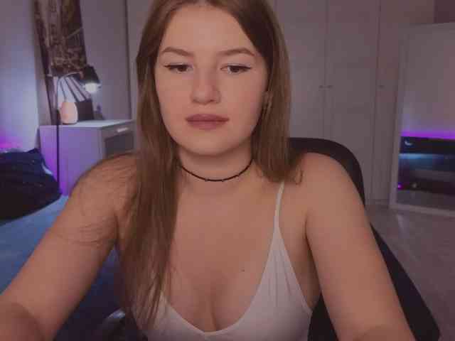 Alwaysfrida webcam