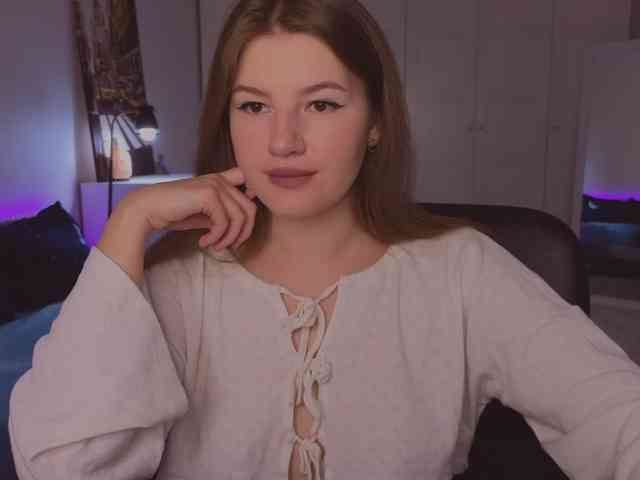 Alwaysfrida webcam