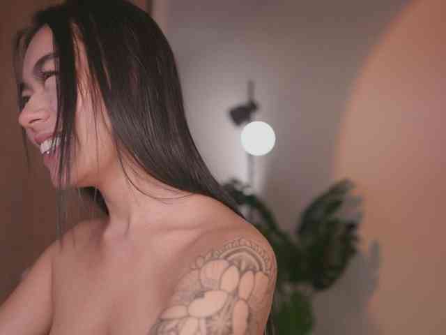 GigiLee webcam