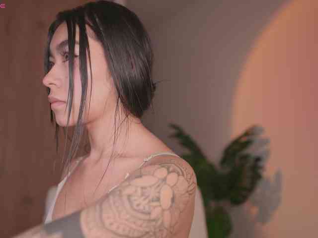 GigiLee webcam