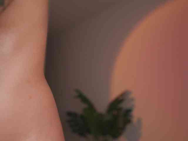 GigiLee webcam