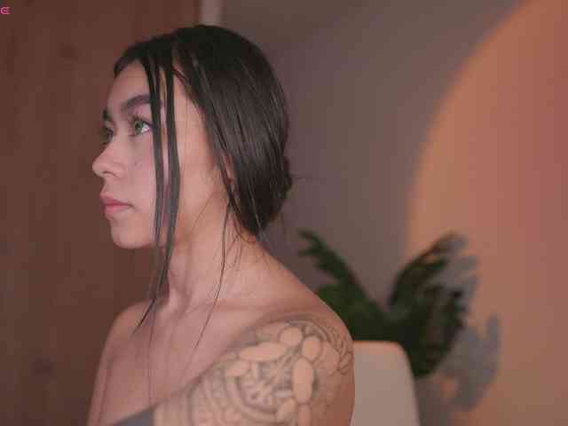 GigiLee webcam