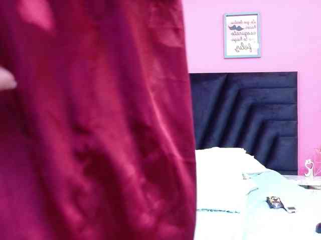 SweetSinnerr webcam
