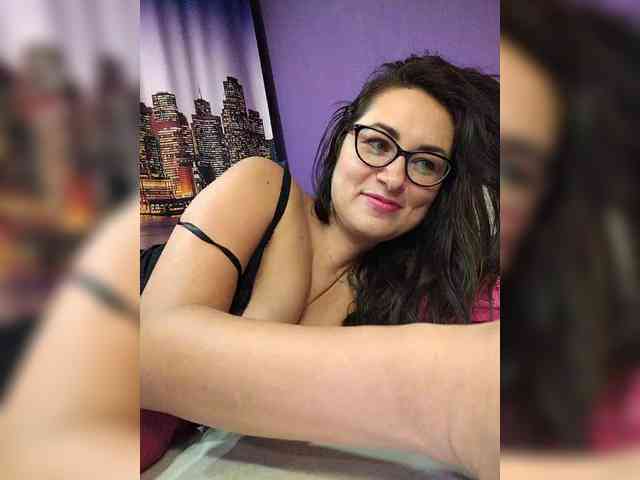 AlicaLovely webcam