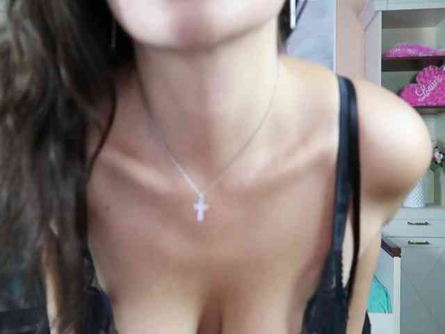 AlicaLovely webcam
