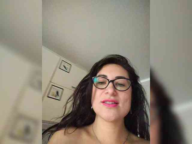 AlicaLovely webcam