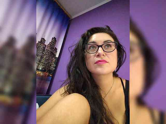 AlicaLovely webcam