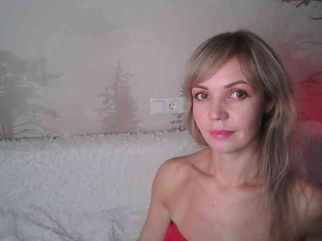 Red_Rose_98 webcam