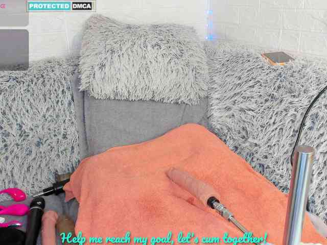 Lara-Croft_Cristan webcam