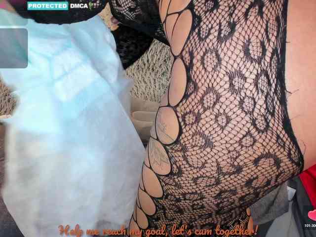 Lara-Croft_Cristan webcam