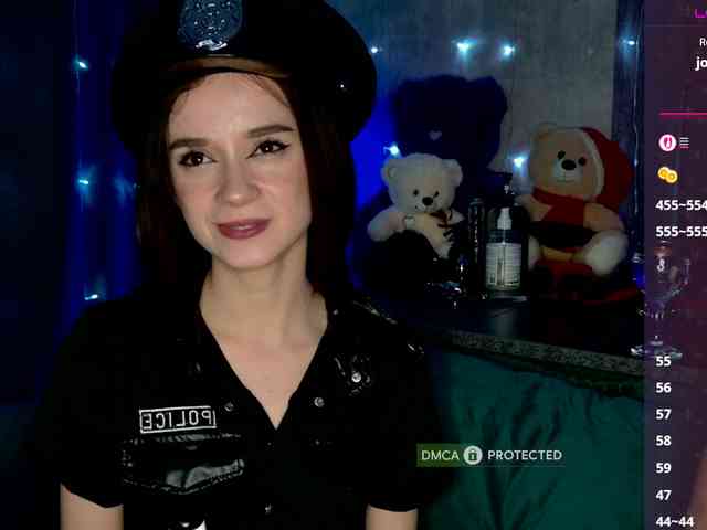 AlNikaaa webcam