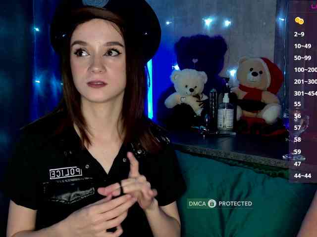 AlNikaaa webcam