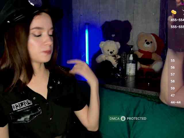 AlNikaaa webcam